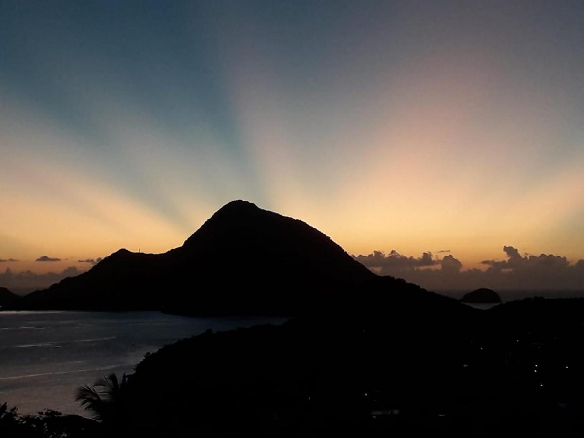 Ti Kaz Anoli Vue Epoustouflante Sur La Baie Villa Terre-de-Bas Exteriör bild