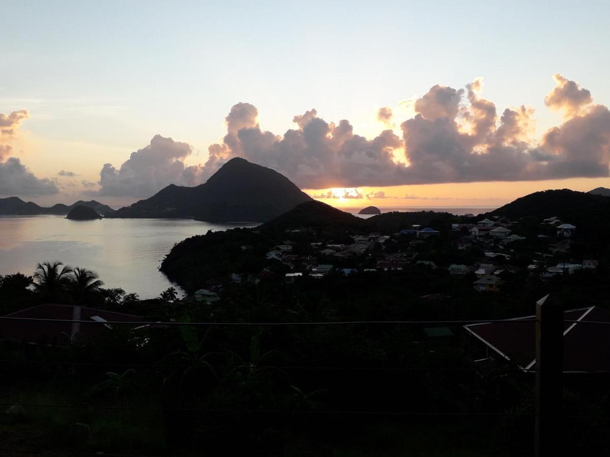 Ti Kaz Anoli Vue Epoustouflante Sur La Baie Villa Terre-de-Bas Exteriör bild